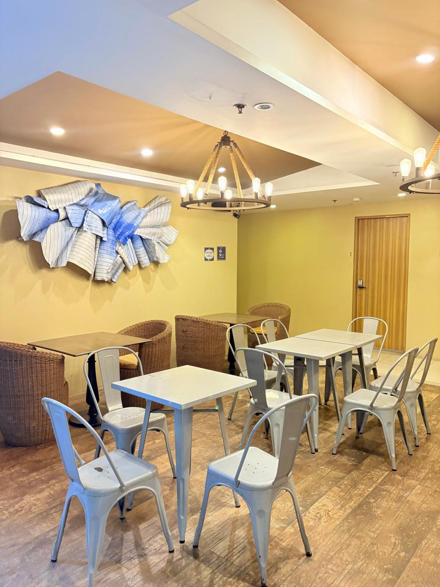 Pacific Park Hotel Bandar Quezon Luaran gambar