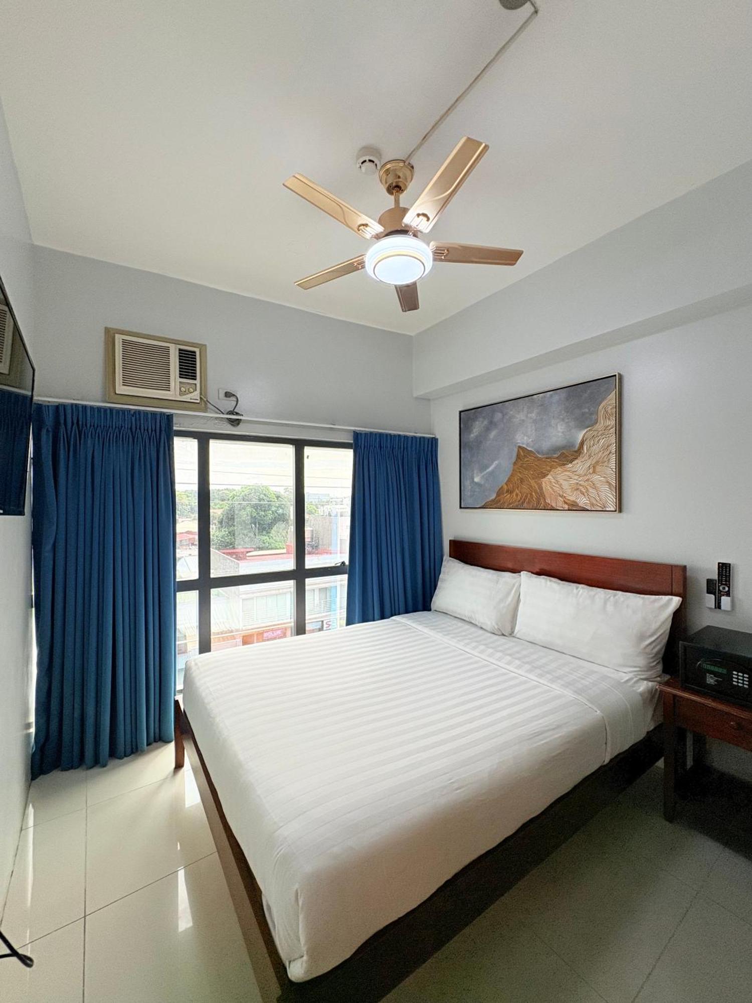 Pacific Park Hotel Bandar Quezon Luaran gambar