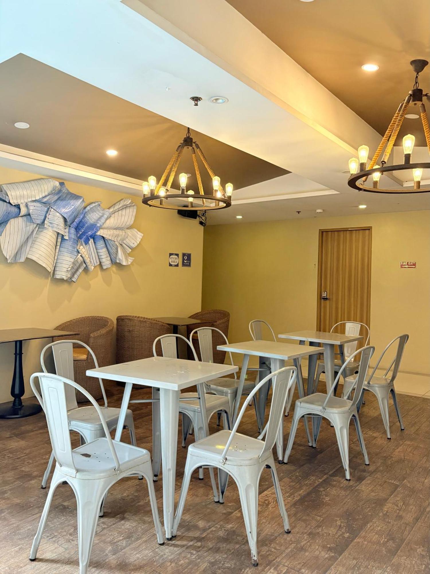 Pacific Park Hotel Bandar Quezon Luaran gambar